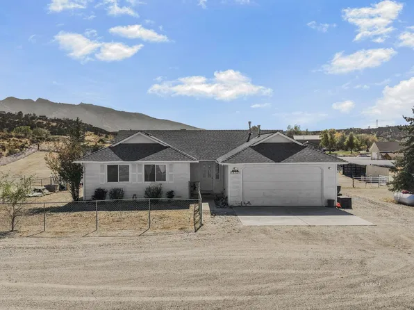 572 Blackstone Dr, Spring Creek, NV 89815