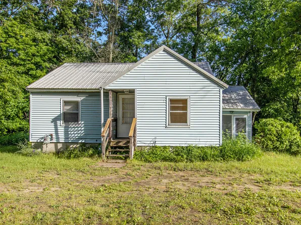 7775 Holton Rd, Holton, MI 49425