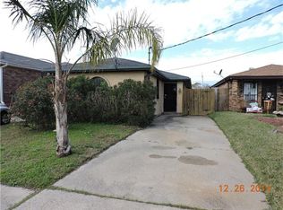 2424 Dubreuil St, New Orleans, LA 70117