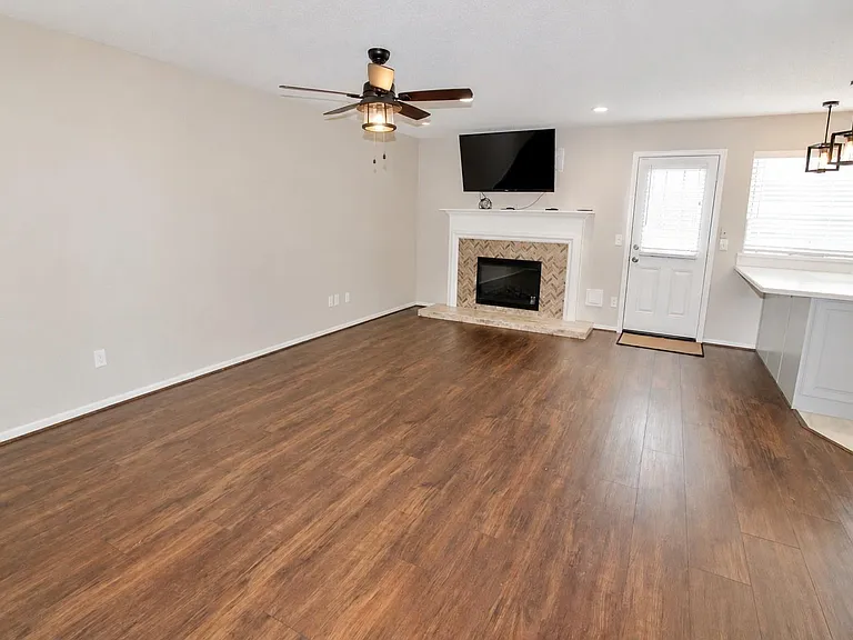 4515 Texas Trl — Photo 5