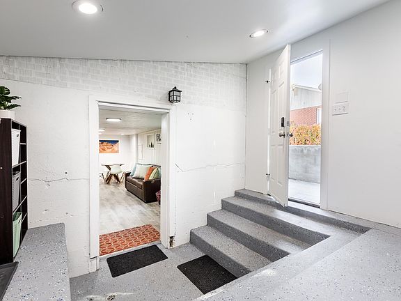 4th image of 5822 S Utahna Dr #Basement