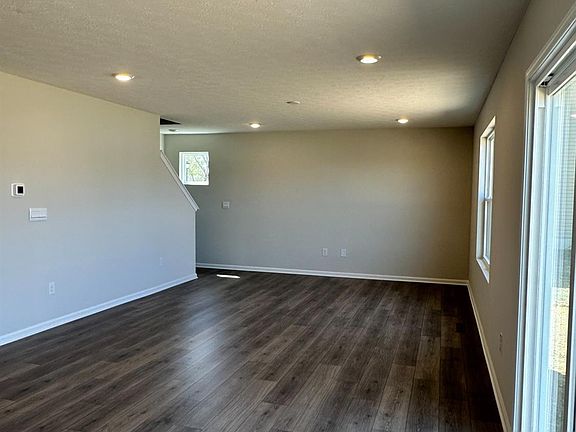 3rd image of 2456 Amelia Ct