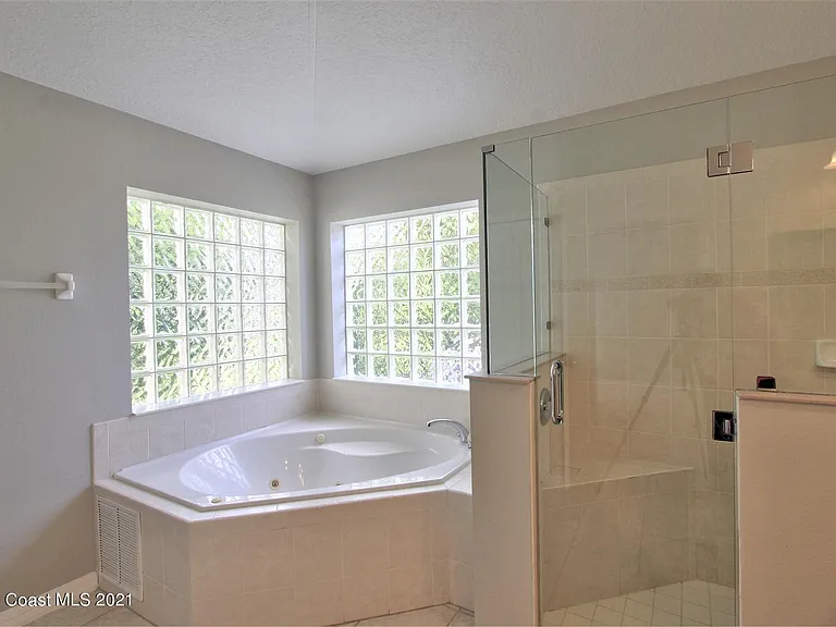 2906 Mondavi Dr — Photo 11