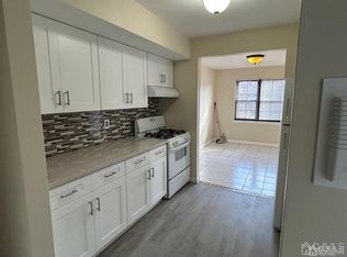 275C Alpine Way #2753, Woodbridge, NJ 07095