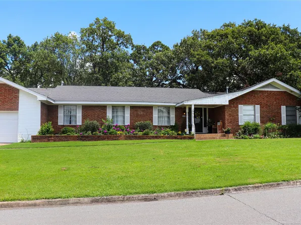 1808 Mockingbird Ln, McAlester, OK 74501