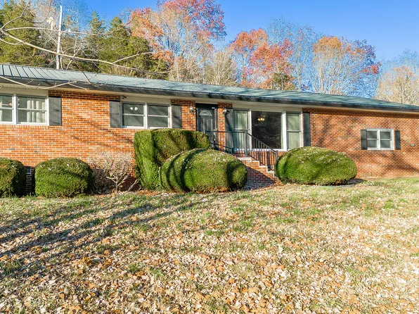 1549 Valley Creek Rd, Nickelsville, VA 24271