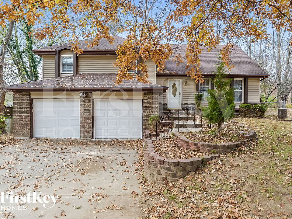 1st image of 5912 NW Walnut Cir