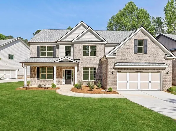 5977 Creek Indian Dr, Sugar Hill, GA 30518