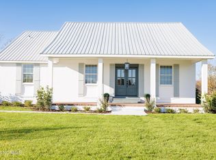 823 Macedonia Rd, Edenton, NC 27932