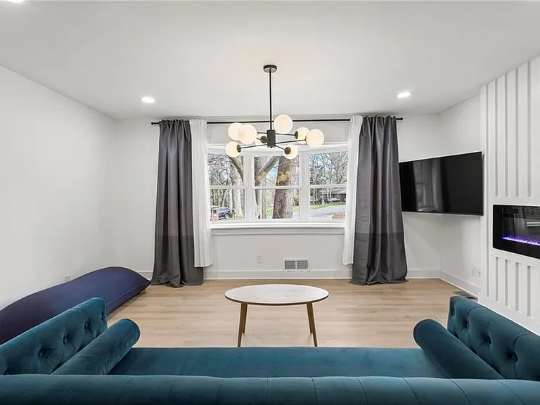 203 Wendell Dr SE — Photo 8