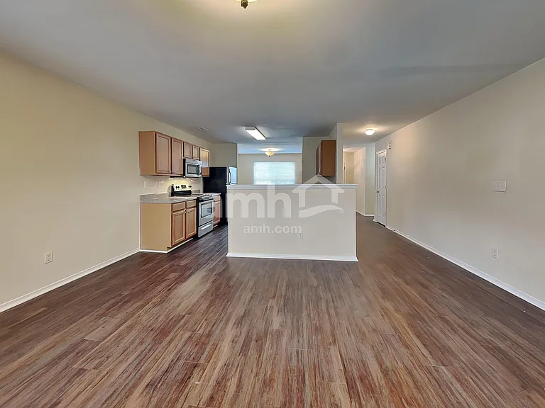3906 Jack Pine Ct — Photo 8