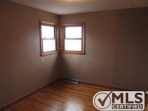 527 Jefferson Blvd 004