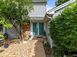 2306 Claymoor Dr, Chesterfield, MO 63017