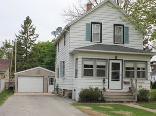 16 Forest Ave, Plymouth, WI 53073