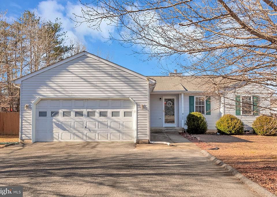 1st image of 8706 Jenny Ln