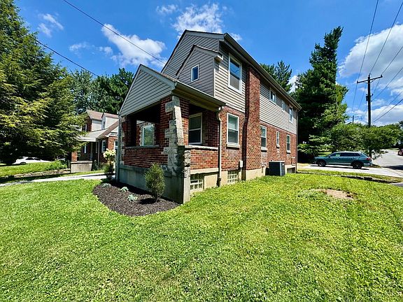 4th image of 1200 Covedale Ave