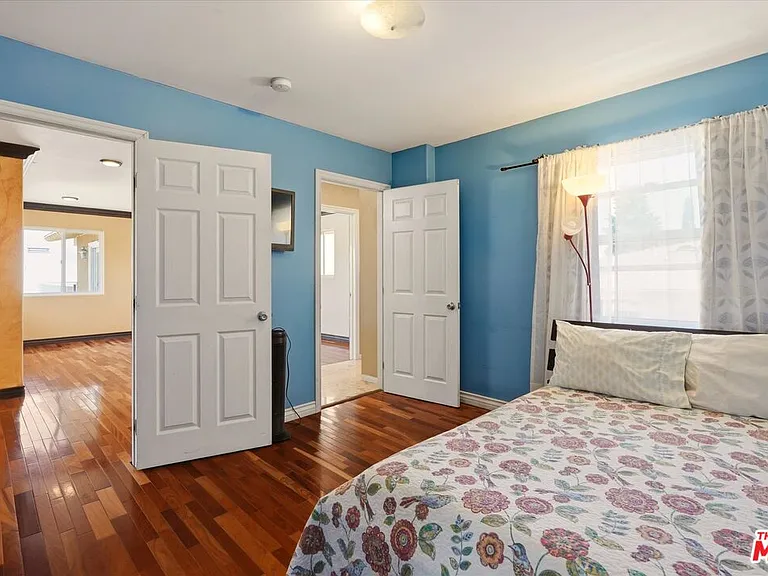 4131 Mantova Dr — Photo 39