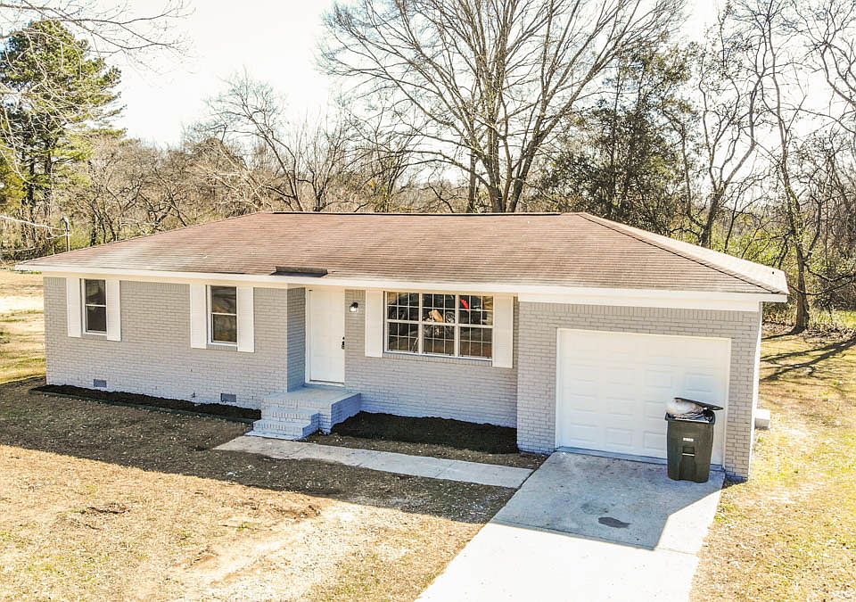 1st image of 6120 Roosevelt Cir NW