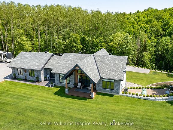 2nd image of 402 Lapasse Rd