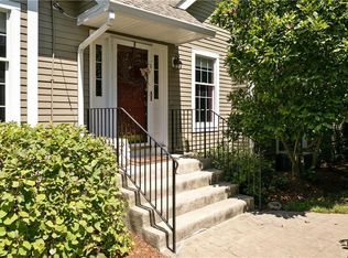 61 Seal Island Rd, Bristol, RI 02809