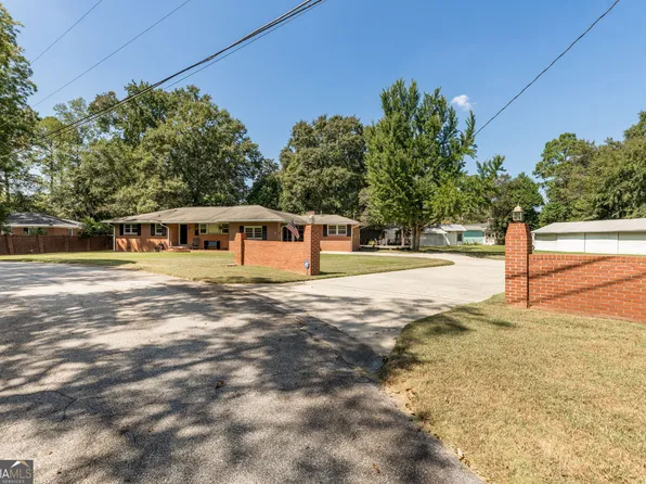 625 Cooper St, Perry, GA 31069