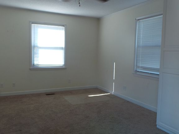 5th image of 624 N Charles St