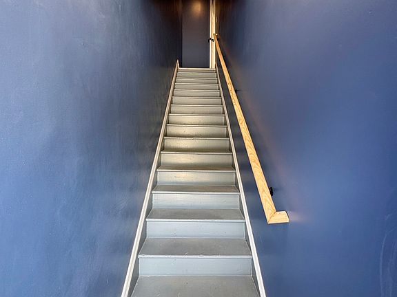 3rd image of 1605 Dodds Ave #103