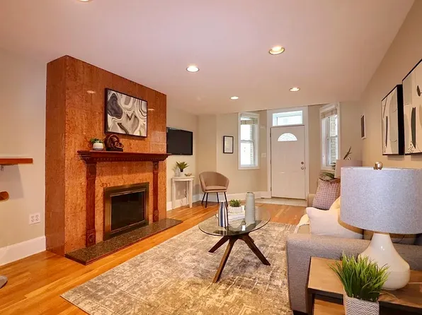 352 Tappan St #1A, Brookline, MA 02445