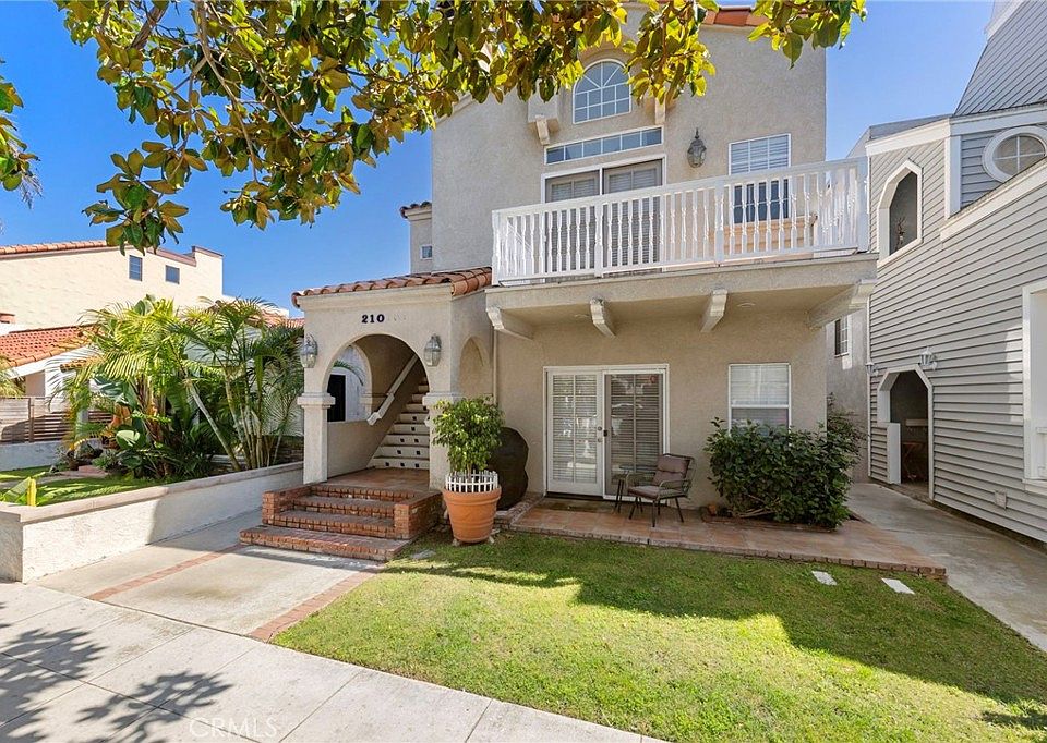 1st image of 210 Glendora Ave