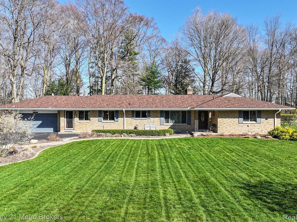 1st image of 2192 Crestline Dr