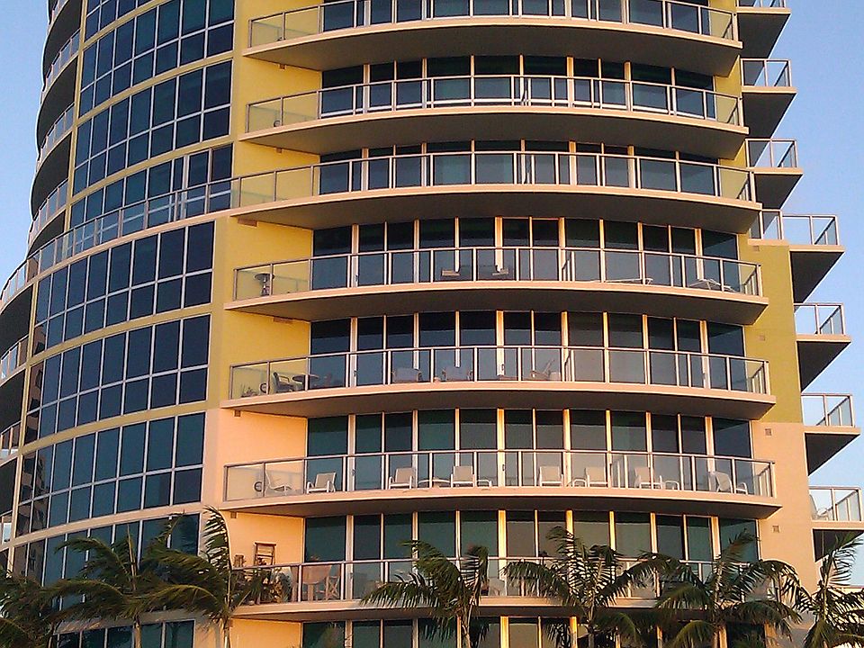 1st image of 1200 Holiday Dr APT 606