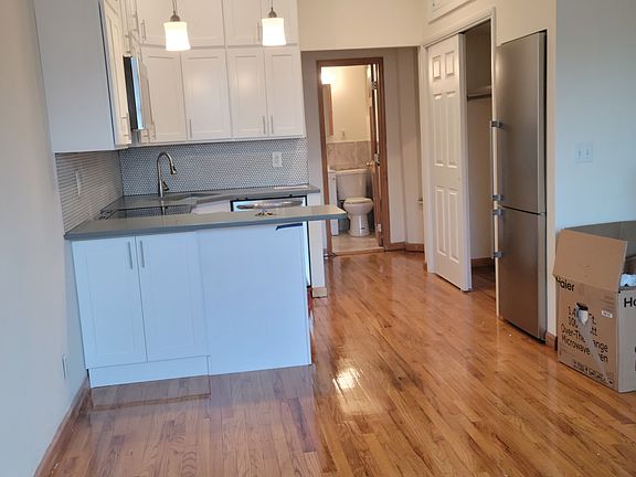 3rd image of 200 Avenue A APT 3D