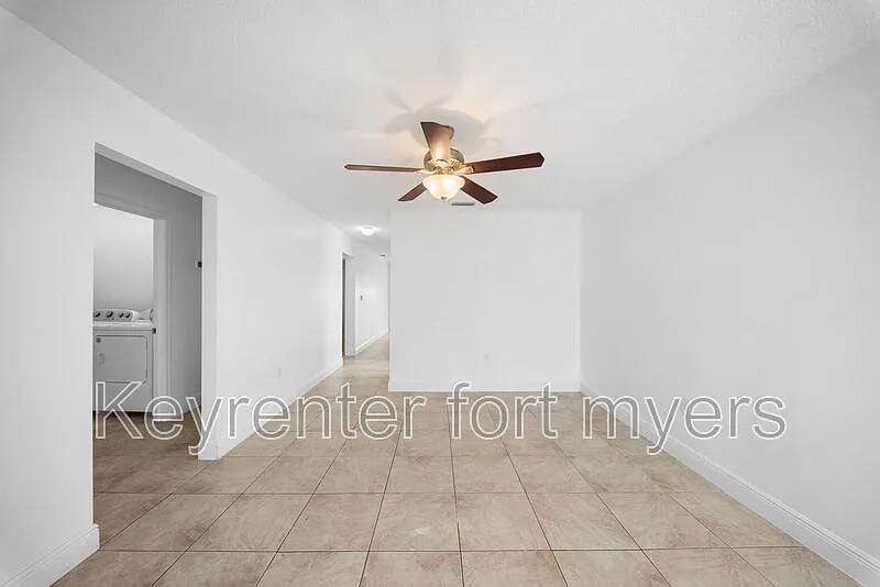2 bed, 1.0 bath, 1036 sqft, $1,300 — Photo 4