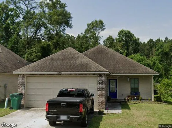 10836 Field Pointe Dr, Denham Springs, LA 70726