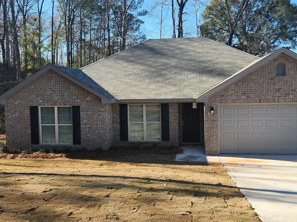 239 Brownstone Loop, Elmore, AL 36022