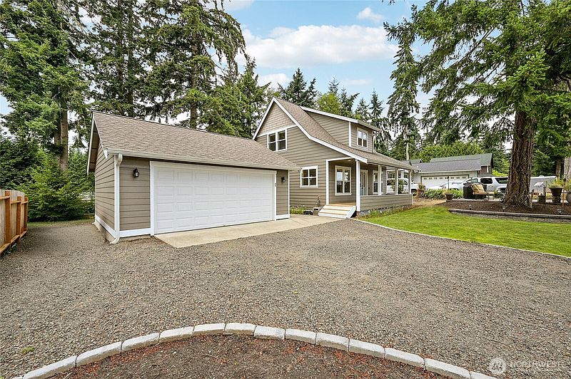 2nd image of 115 Eagleview Lane