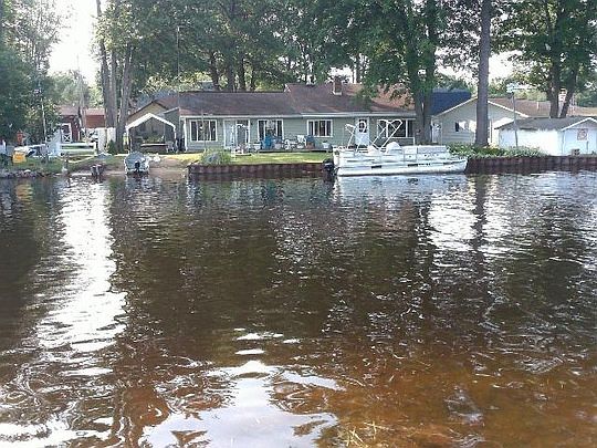 1st image of 3169 Lakeshore Dr