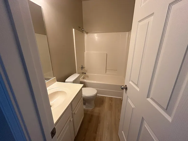 151 Harbor Village Dr — Photo 5