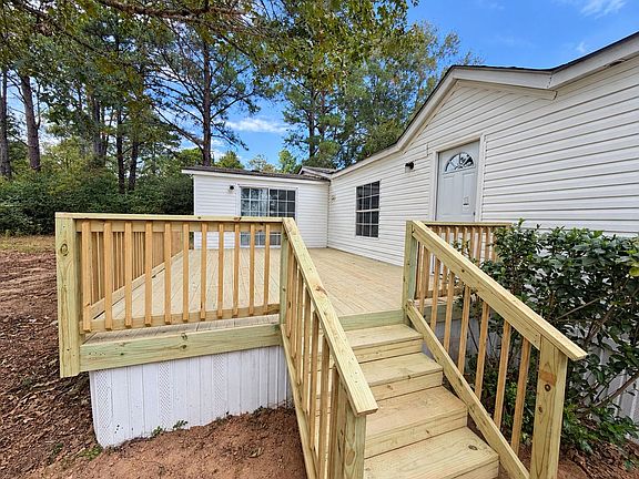 2nd image of 6410 Vardaman Rd