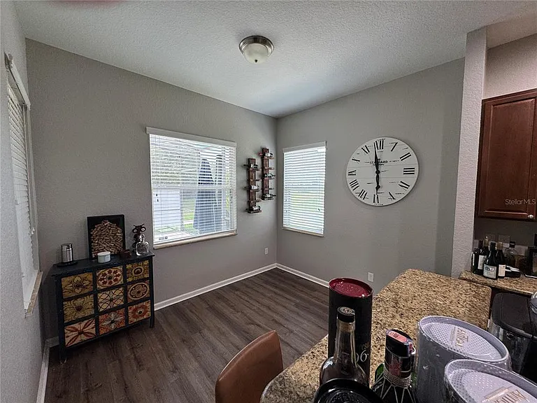 6811 Helmsley Cir — Photo 3
