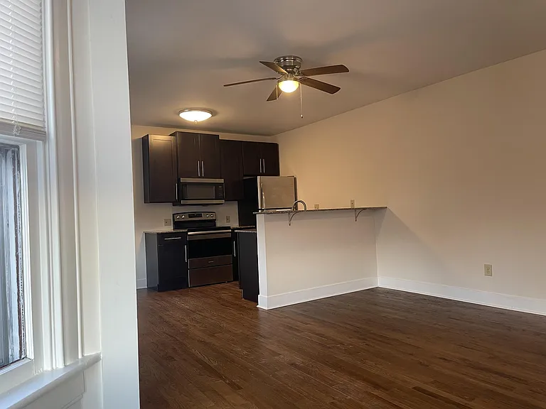 1435 N 2nd St #3L — Photo 4
