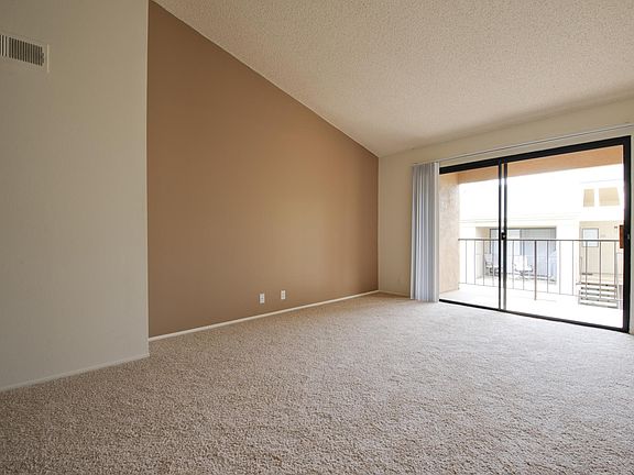 4th image of 10027 Rio San Diego Dr APT 211