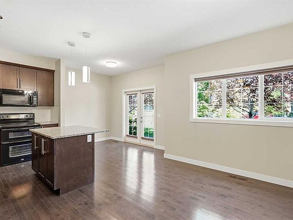 4th image of 431 Quarry Vlg SE