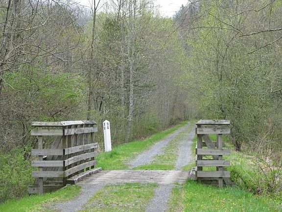 5th image of 15 Spice Run Rd
