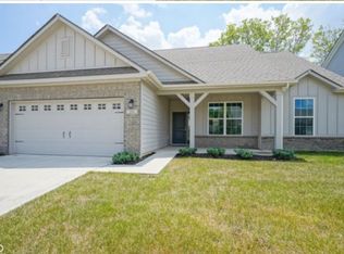 2541 Riviera Pl, Greenwood, IN 46143