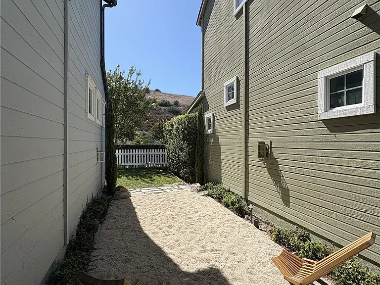 9 Ivy Gate Ln — Photo 11