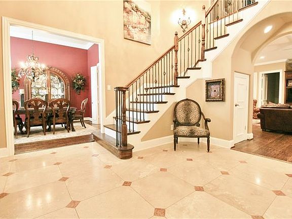 4th image of 1505 Cuttingham Ct