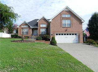 103 Knights Bridge Sta, Hendersonville, TN 37075