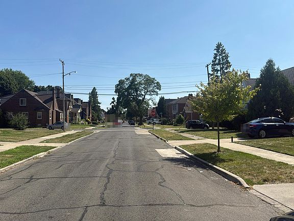 4th image of 7824 Calhoun St