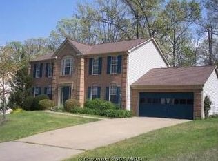 11213 Springfield Dr, Fredericksburg, VA